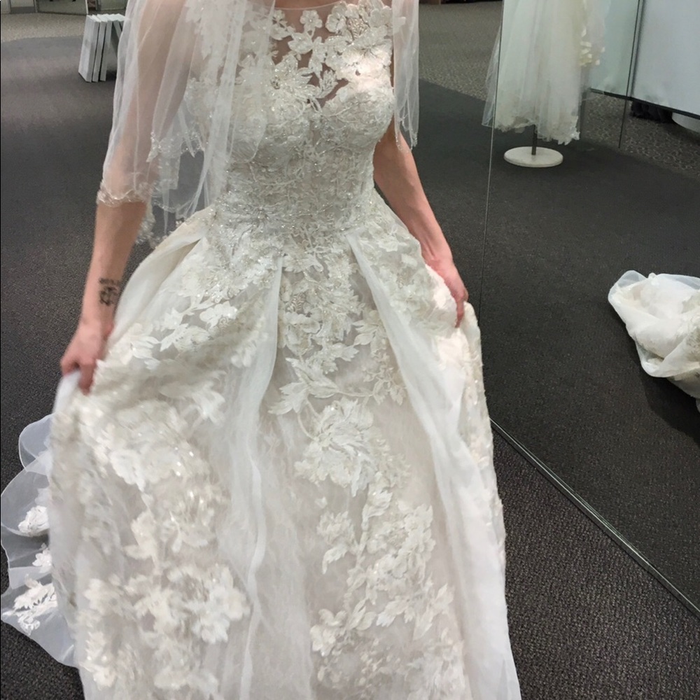 Wedding Gown! David’s Bridal NWT - Picture 2 of 6
